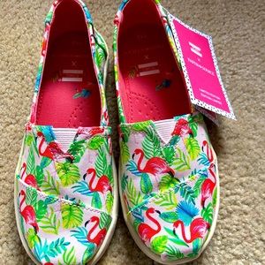 Flamingo Youth Toms